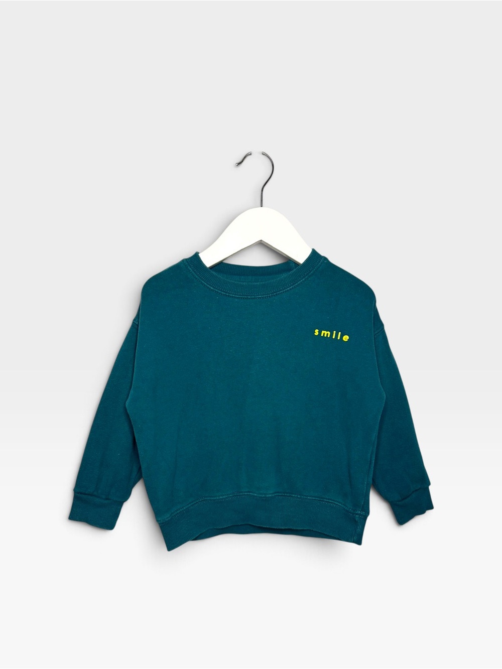 ⭐️ 5/$30 The Littlest Kids Smile Sweater size 18-24M